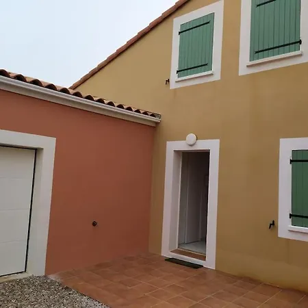 De 75m² A 300m De La بيت للعطل لوسات